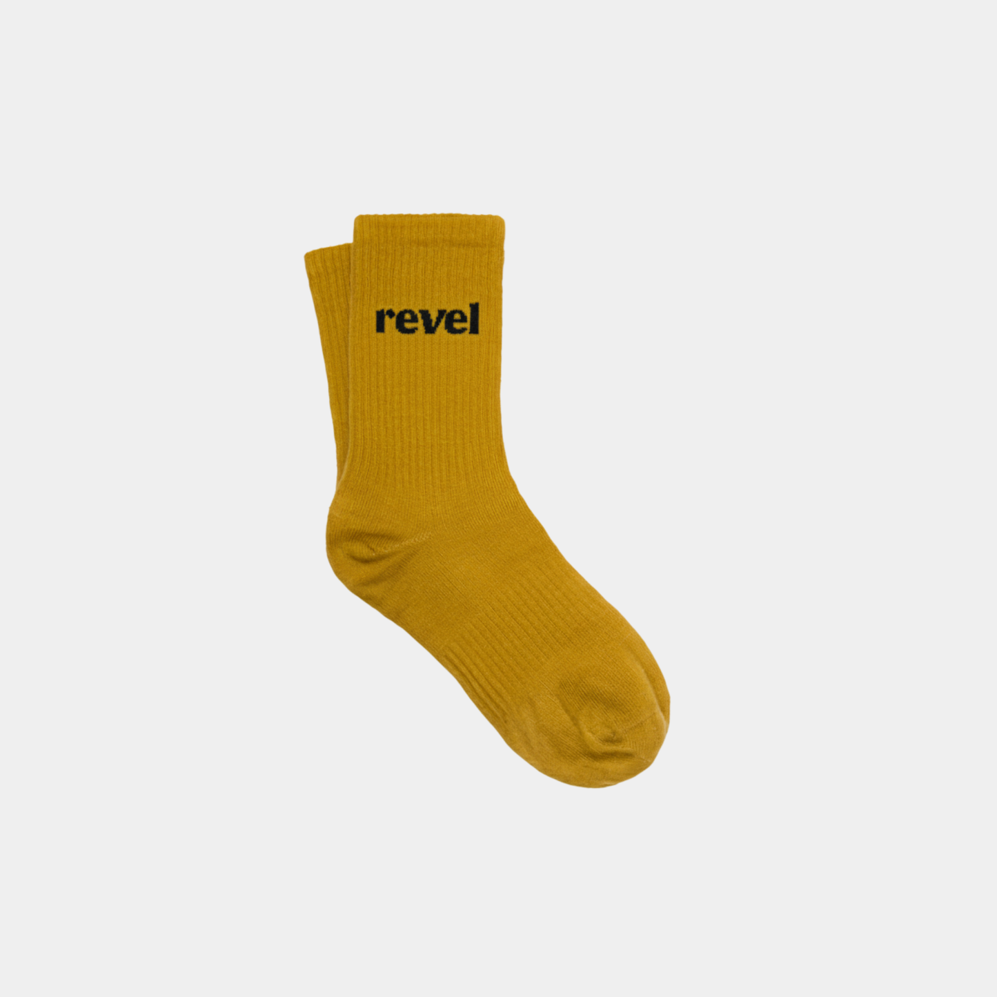 revel everyday socks en su versión mostaza